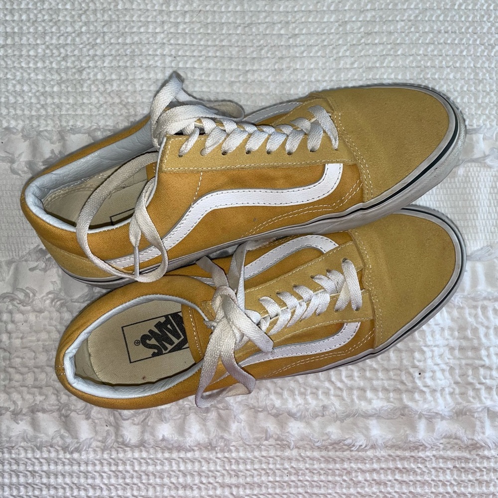 Yellow Vans Women 9 (fits 8-8 1/2)